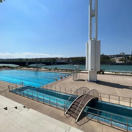Apartment Premium - Aux Berges Du Rhone *